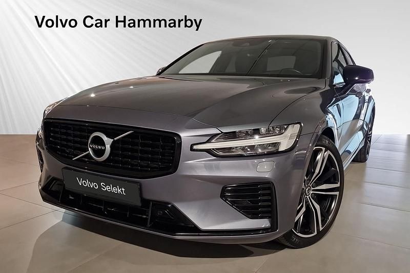 Grå Begagnad 2020 Volvo S60 R-Design Sedan | 369 000 kr (Lite dyr) - Bild 1/3