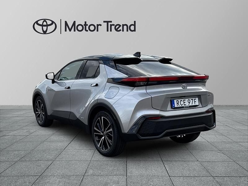 Begagnad Toyota C-HR 200 HK (147 kW) 2025 Silver SUV