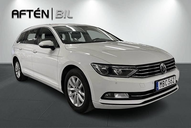 Begagnad VW Passat 150 HK (110 kW) 2015 Vit Kombi