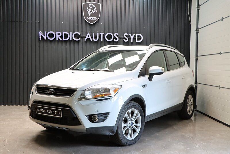 Vit Begagnad 2012 Ford Kuga SUV | 94 900 kr (Marknadspris) - Bild 1/4