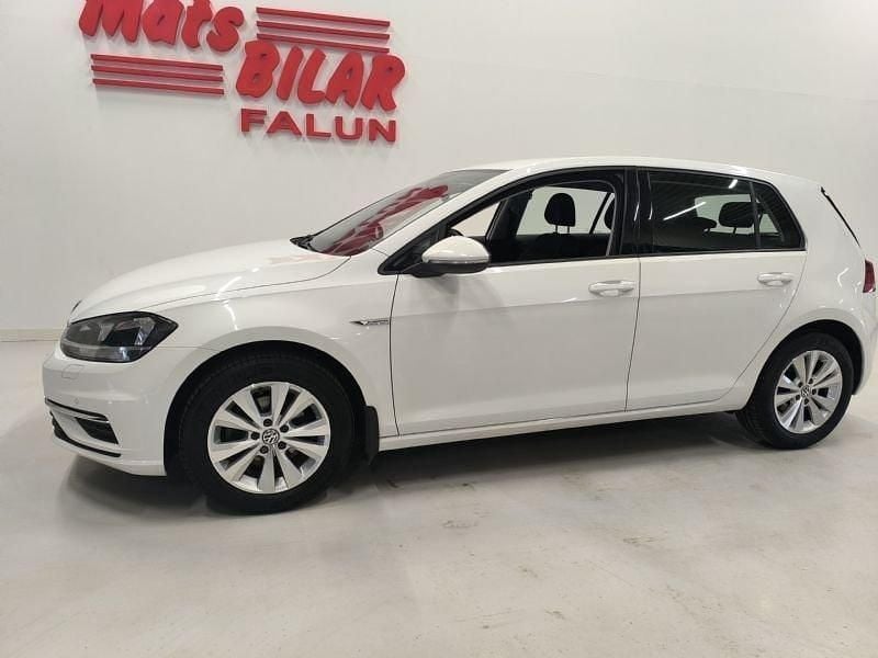 Vit Begagnad 2019 VW Golf VII Halvkombi | 179 900 kr (Lite dyr) - Bild 1/4