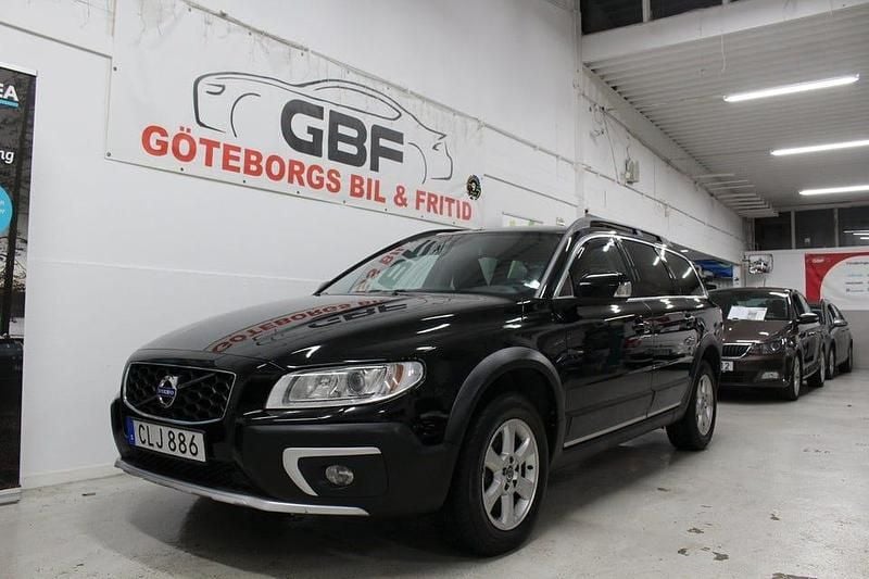 Begagnad Volvo XC70 Momentum 181 HK (133 kW) 2014 Svart Kombi