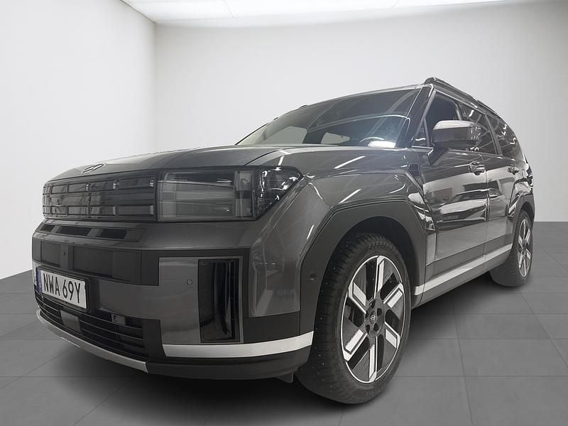 Grå Begagnad 2024 Hyundai Santa Fe SUV | 589 000 kr (Superpris) - Bild 1/4