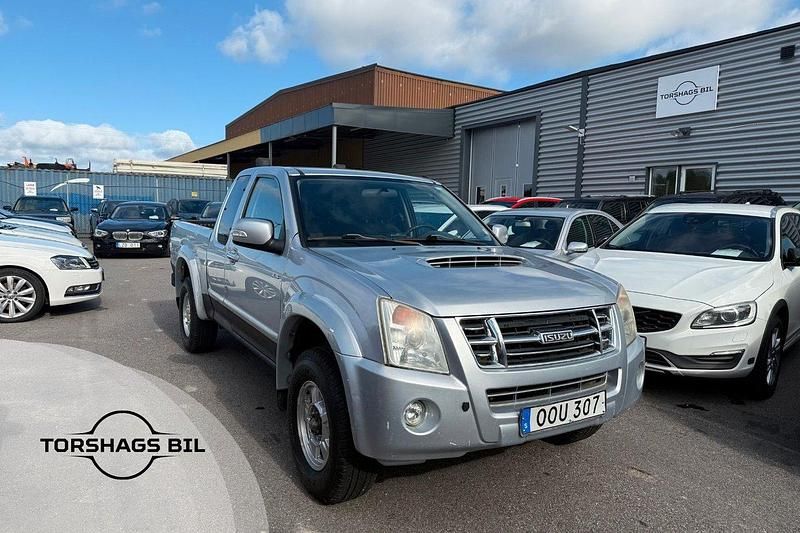 Silver Begagnad 2007 Isuzu D-Max Pickup | 79 900 kr (Bra pris) - Bild 1/3
