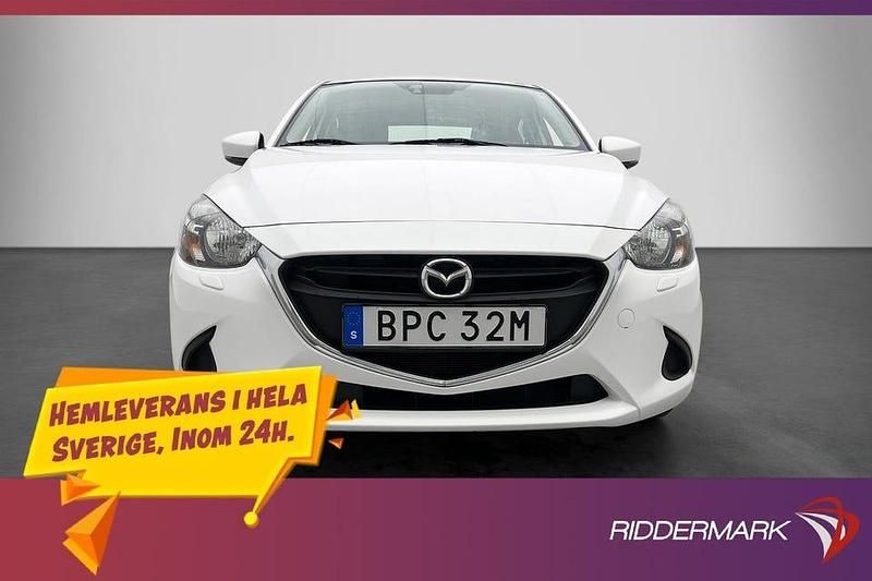 Vit Begagnad 2019 Mazda 2 Halvkombi | 149 900 kr (Marknadspris) - Bild 1/3