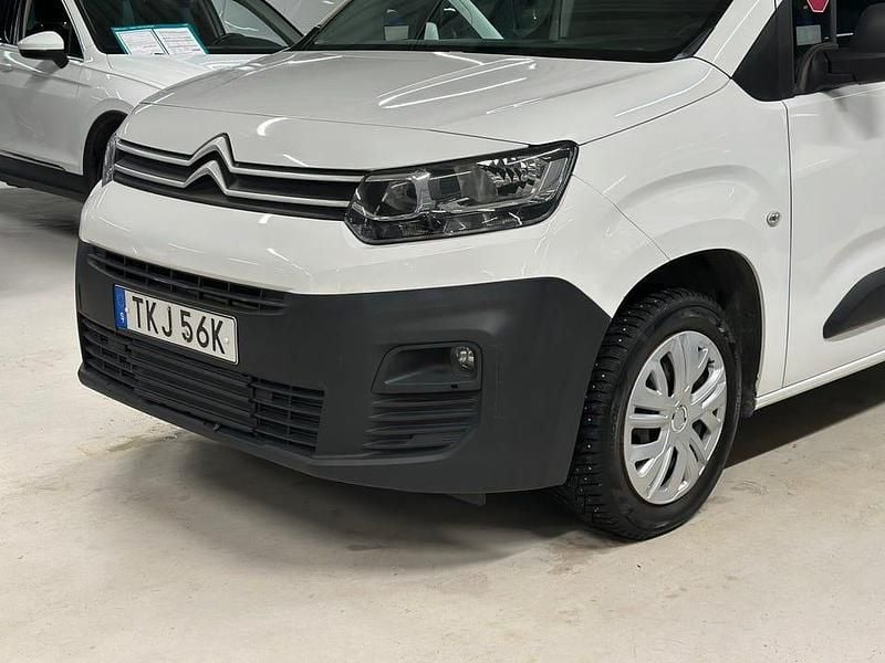Begagnad Citroën Berlingo 131 HK (96 kW) 2020 Vit Minibuss