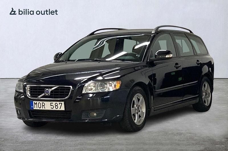 Svart Begagnad 2010 Volvo V50 Kombi | 39 900 kr (Marknadspris) - Bild 1/3