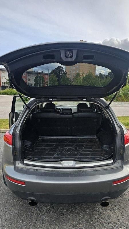 Begagnad Infiniti Fx35 284 HK (208 kW) 2006 Grå SUV