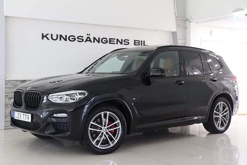 Svart Begagnad 2018 BMW X3 M Sport SUV | 319 900 kr (Marknadspris) - Bild 1/3