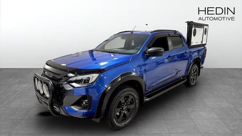 Blå Ny 2025 Isuzu D-Max Pickup | 611 125 kr - Bild 1/4