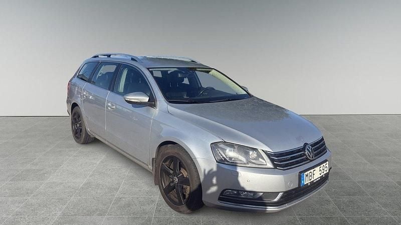 Silver Begagnad 2011 VW Passat GT Kombi | 39 900 kr (Bra pris) - Bild 1/4