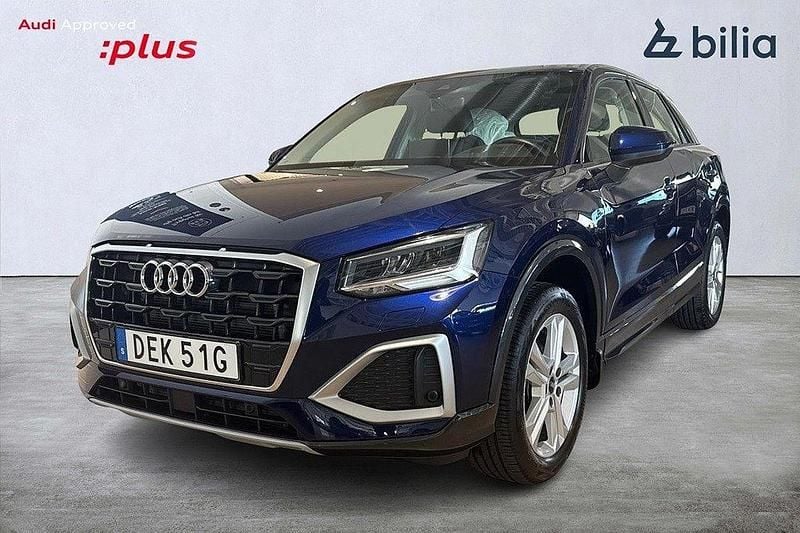 Blå Begagnad 2024 Audi Q2 Advanced Plus SUV | 289 000 kr (Marknadspris) - Bild 1/3