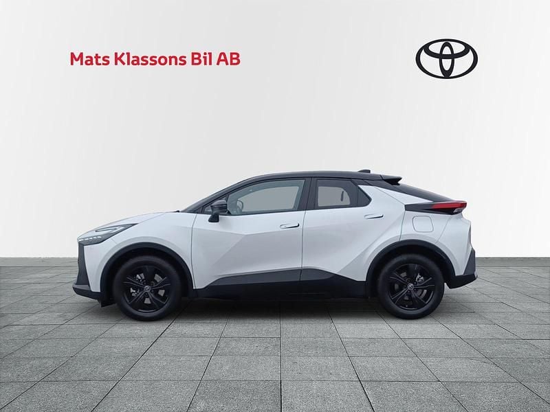 Begagnad Toyota C-HR Style 226 HK (166 kW) 2024 Vit SUV