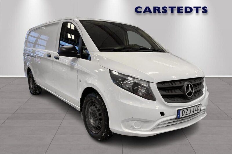 Vit Begagnad 2019 Mercedes Vito Minibuss | 229 000 kr (Superpris) - Bild 1/4