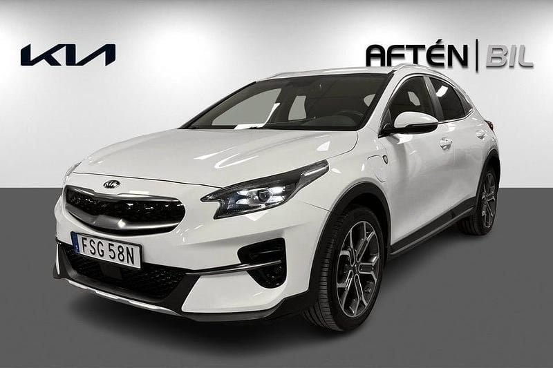 Begagnad Kia XCeed Advance 105 HK (77 kW) 2020 Vit SUV