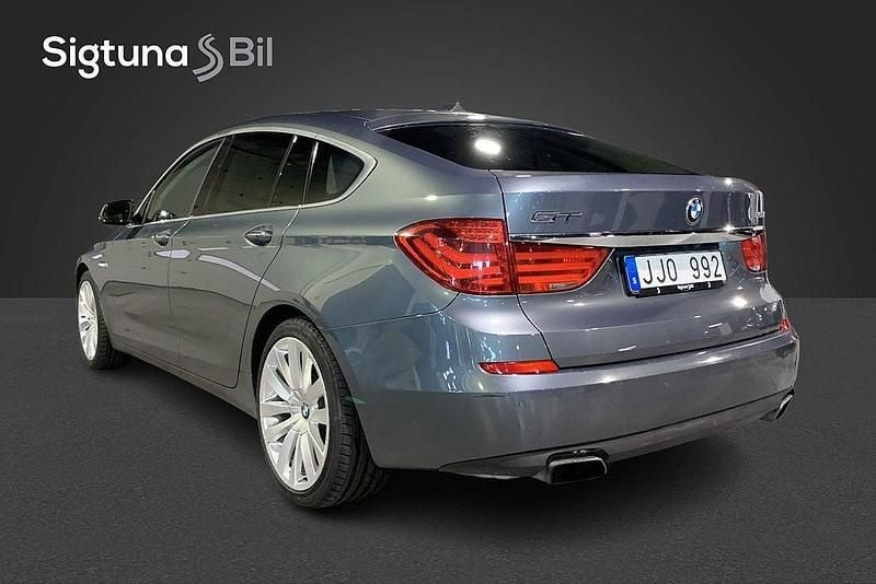 Begagnad BMW 550 408 HK (300 kW) 2010 Blå Halvkombi