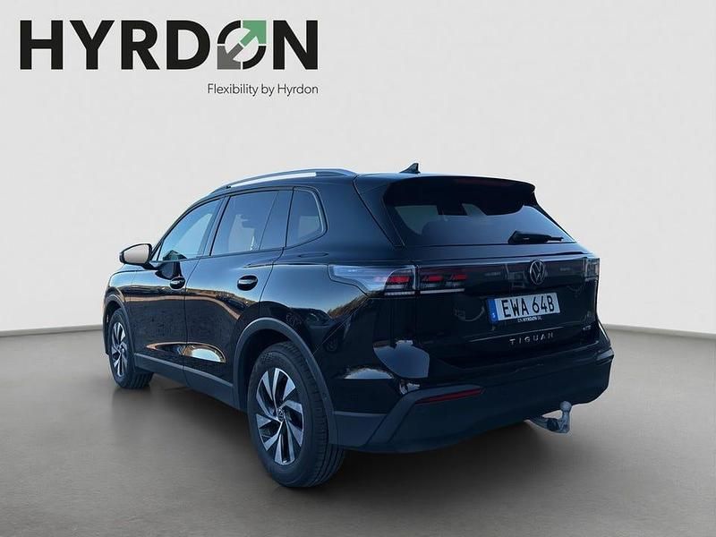 Begagnad VW Tiguan Life 150 HK (110 kW) 2025 Svart SUV