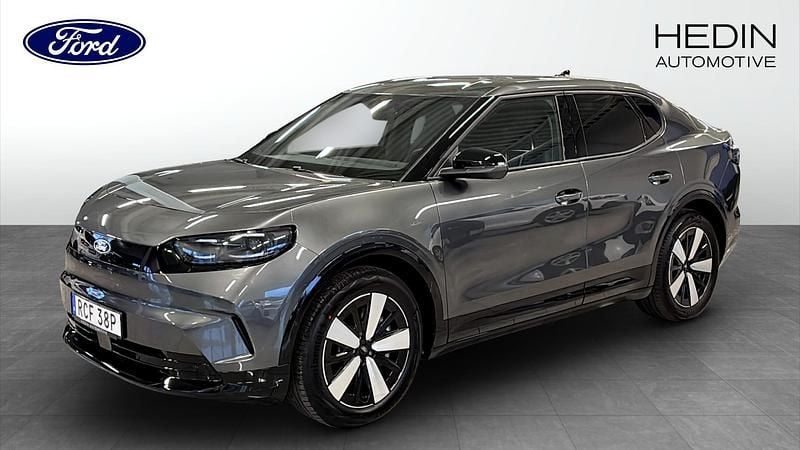 Grå Ny 2025 Ford Capri Extended Range Sportkupé | 529 900 kr (Superpris) - Bild 1/4