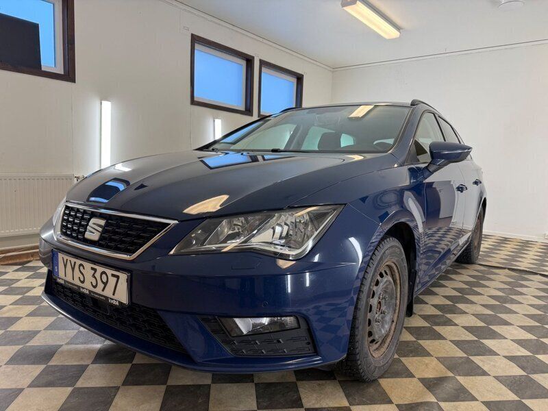 Blå Begagnad 2018 Seat Leon ST Style Kombi | 94 900 kr (Marknadspris) - Bild 1/4
