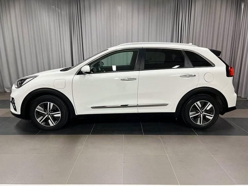 Begagnad Kia Niro Advance 141 HK (103 kW) 2020 Snow white pearl  vit pärlmetallic SUV