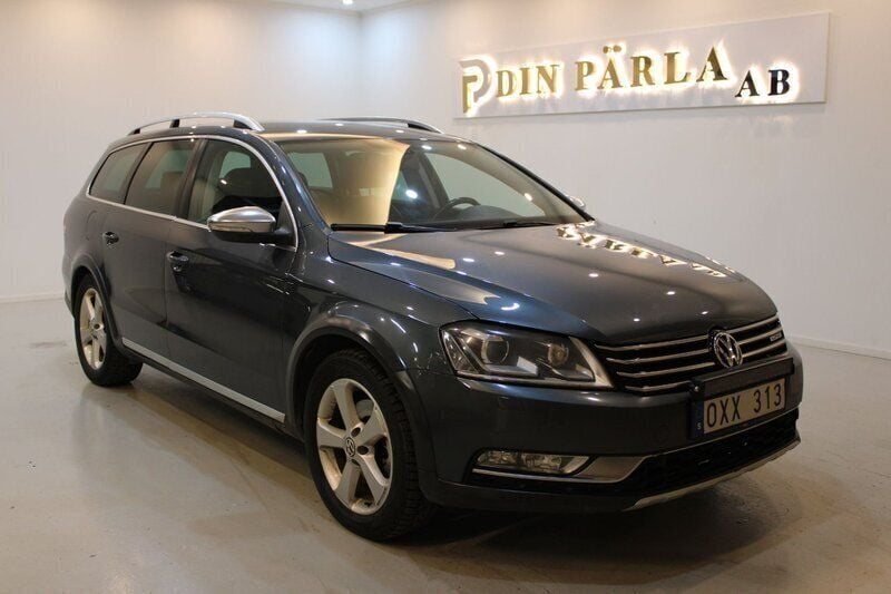 Ljusgrå (grå) Begagnad 2014 VW Passat Alltrack Kombi | 84 900 kr (Marknadspris) - Bild 1/4