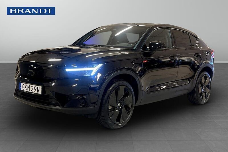 Svart Begagnad 2025 Volvo EC40 Ultra SUV | 549 900 kr (Dyr) - Bild 1/3