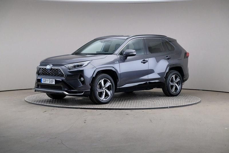 Mörkgrå (grå) Begagnad 2021 Toyota RAV4 Hybrid Edition SUV | 389 000 kr (Bra pris) - Bild 1/4