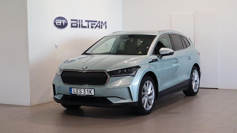 Silver Begagnad 2021 Skoda Enyaq iV SUV | 329 900 kr (Superpris) - Bild 1/4