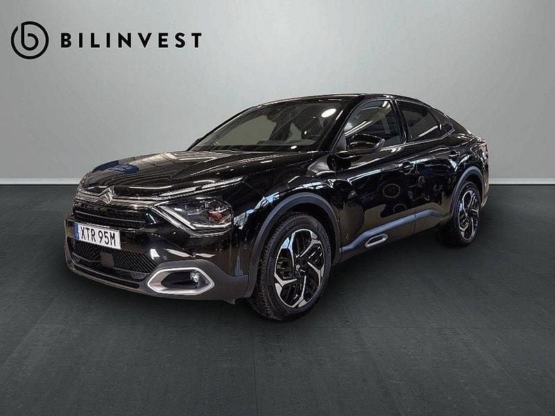 Svart Begagnad 2023 Citroën C4 PureTech Sedan | 259 900 kr (Marknadspris) - Bild 1/4