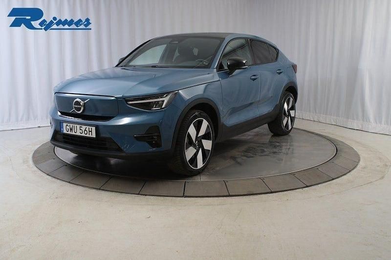 Blå Begagnad 2022 Volvo C40 Plus SUV | 309 900 kr (Marknadspris) - Bild 1/4