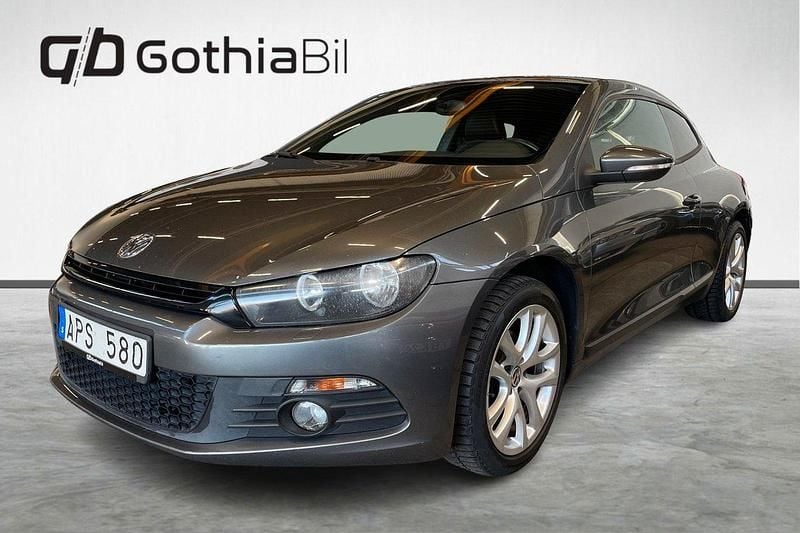 Mörkgrå Begagnad 2012 VW Scirocco Sport Sportkupé | 64 900 kr - Bild 1/4