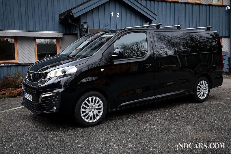 Svart Begagnad 2024 Peugeot Expert Van | 429 900 kr - Bild 1/4