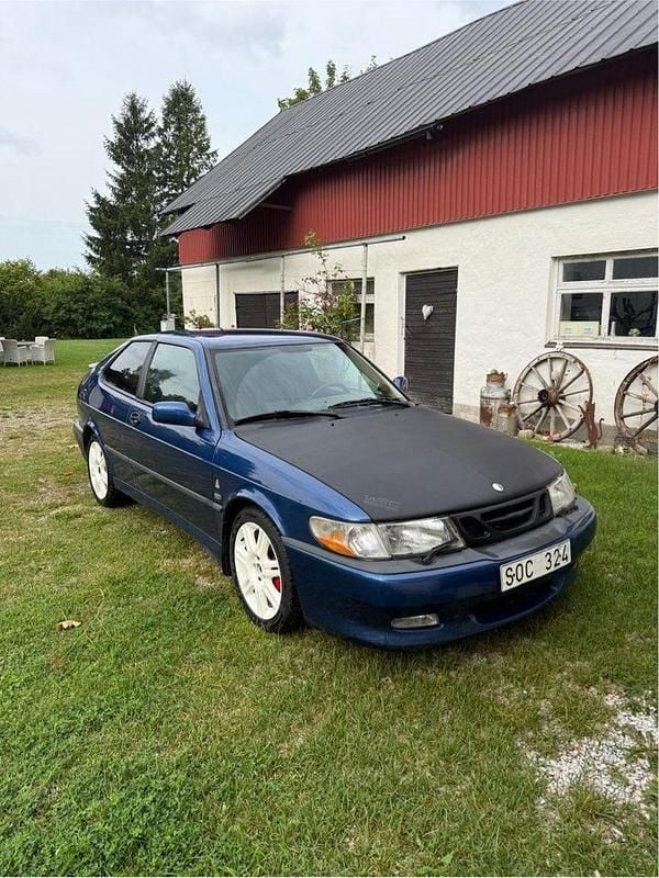 Blå Begagnad 2001 Saab 9-3 Aero Halvkombi | 50 000 kr (Dyr) - Bild 1/4