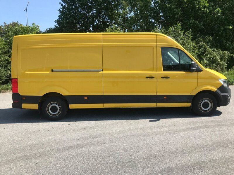 Gul Begagnad 2019 VW Crafter Van | 209 900 kr (Superpris) - Bild 1/4
