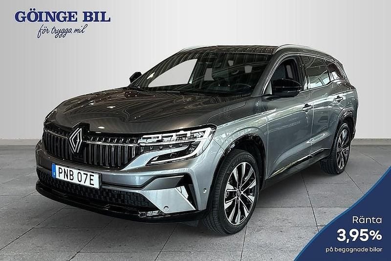 Grå Begagnad 2023 Renault Espace Techno Minibuss | 369 000 kr (Marknadspris) - Bild 1/2