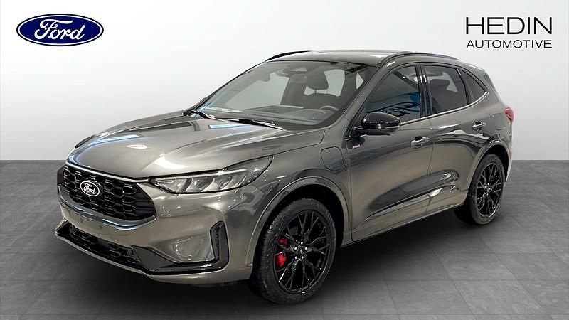 Grå Ny 2026 Ford Kuga ST-Line X SUV | 503 000 kr (Dyr) - Bild 1/4