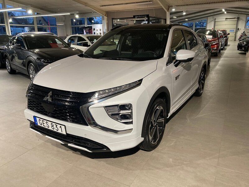 Vit Begagnad 2023 Mitsubishi Eclipse Cross Instyle SUV | 389 500 kr (Dyr) - Bild 1/4