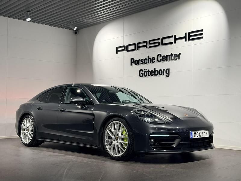 Begagnad 2022 Porsche Panamera Halvkombi | 869 000 kr - Bild 1/4
