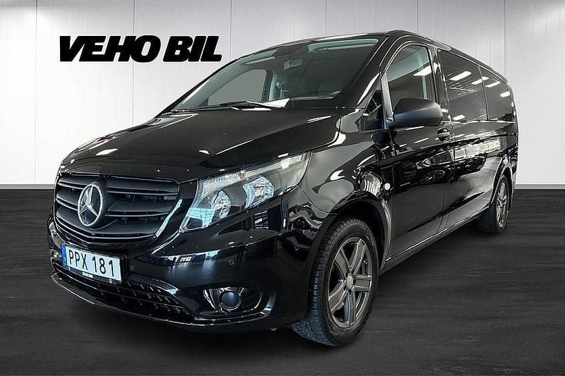 Begagnad Mercedes Vito 2024 Svart Van
