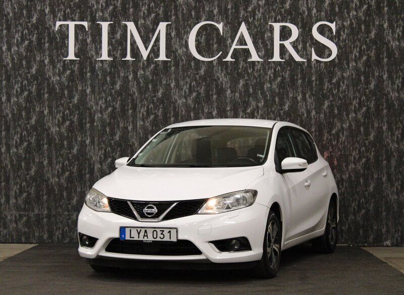 Vit Begagnad 2015 Nissan Pulsar Halvkombi | 99 999 kr (Marknadspris) - Bild 1/4