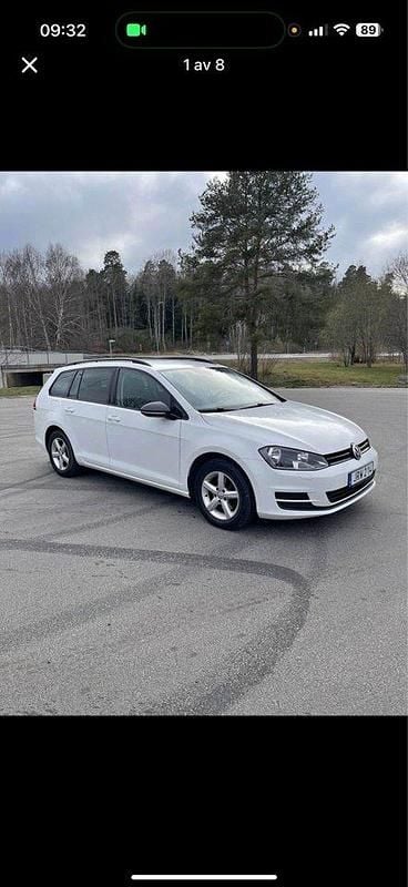 Vit Begagnad 2017 VW Golf VII Kombi | 100 000 kr (Superpris) - Bild 1/4