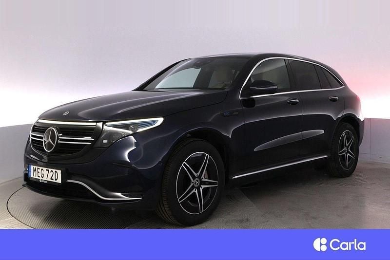 Mörkblå Begagnad 2021 Mercedes EQC400 AMG SUV | 415 900 kr (Marknadspris) - Bild 1/4