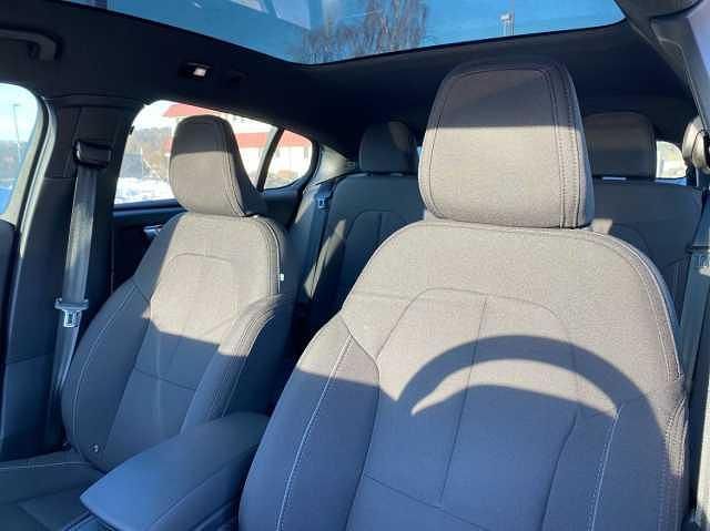 Begagnad Volvo C40 Single Motor 172 kW (234 HK) 2023 Svart SUV