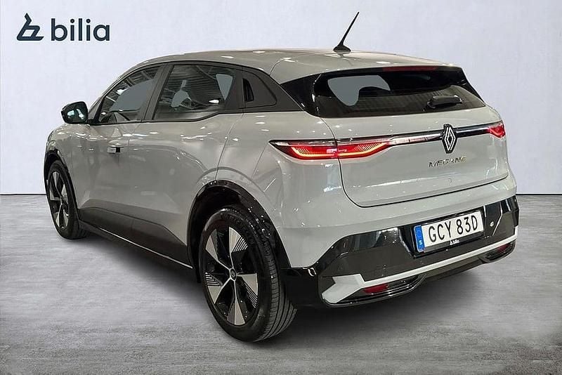 Begagnad Renault Mégane IV Equilibre 161 kW (220 HK) 2023 Grå Halvkombi