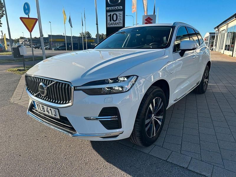 Vit Begagnad 2022 Volvo XC60 SUV | 359 000 kr (Bra pris) - Bild 1/4