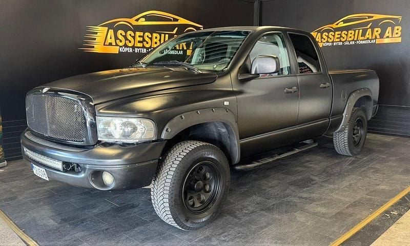 Svart Begagnad 2004 Dodge Ram Pickup | 129 900 kr (Marknadspris) - Bild 1/1