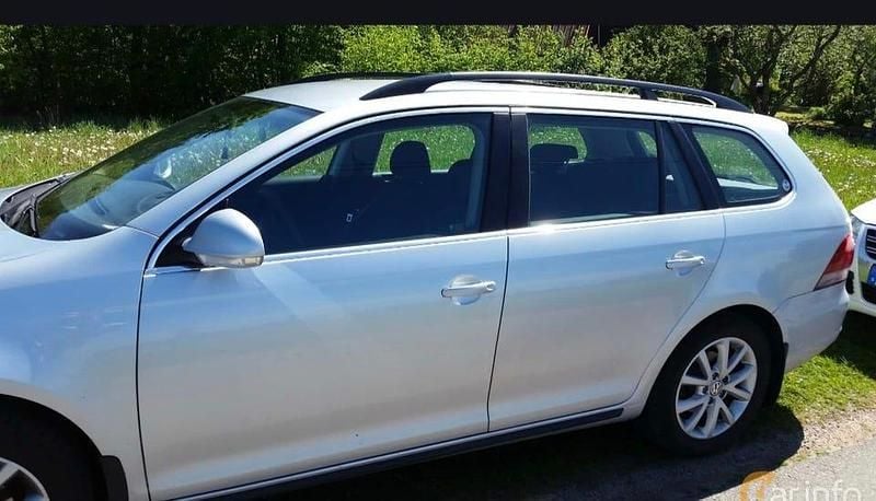 Silver bik Begagnad 2012 VW Golf VII Kombi | 86 000 kr (Superpris) - Bild 1/2