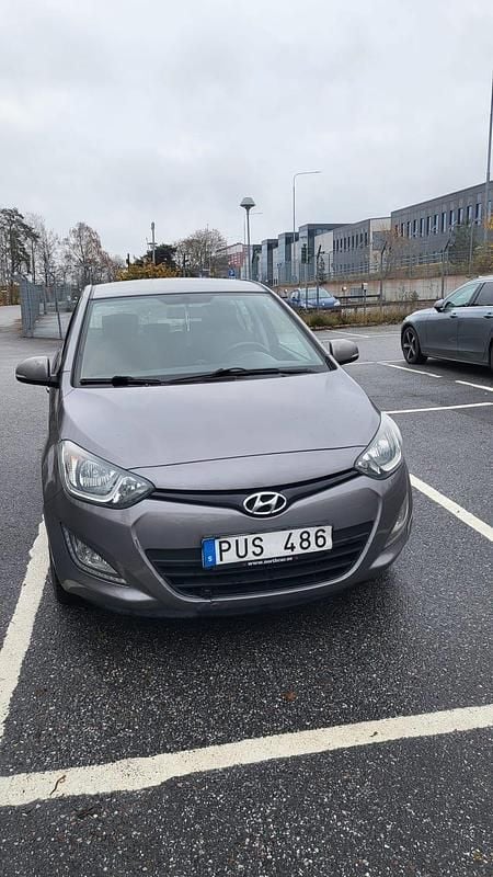 Begagnad Hyundai i20 101 HK (74 kW) 2013 Halvkombi