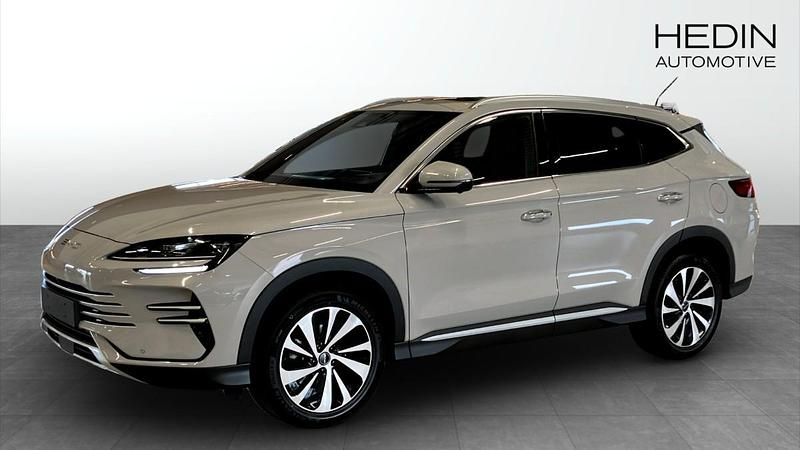 Svart Ny 2025 BYD Seal U Comfort SUV | 512 400 kr - Bild 1/4