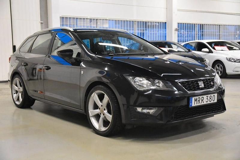 Begagnad Seat Leon ST FR 150 HK (110 kW) 2014 Svart Kombi